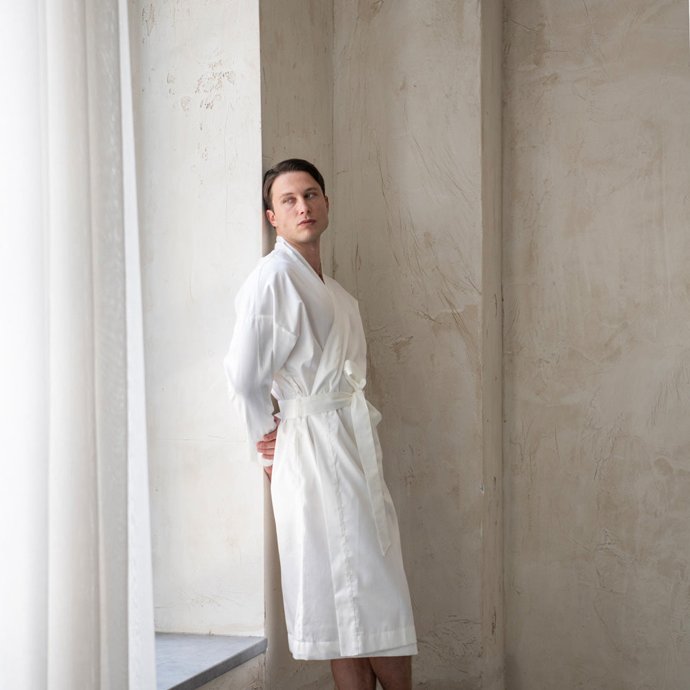 muski-bademantil-beli