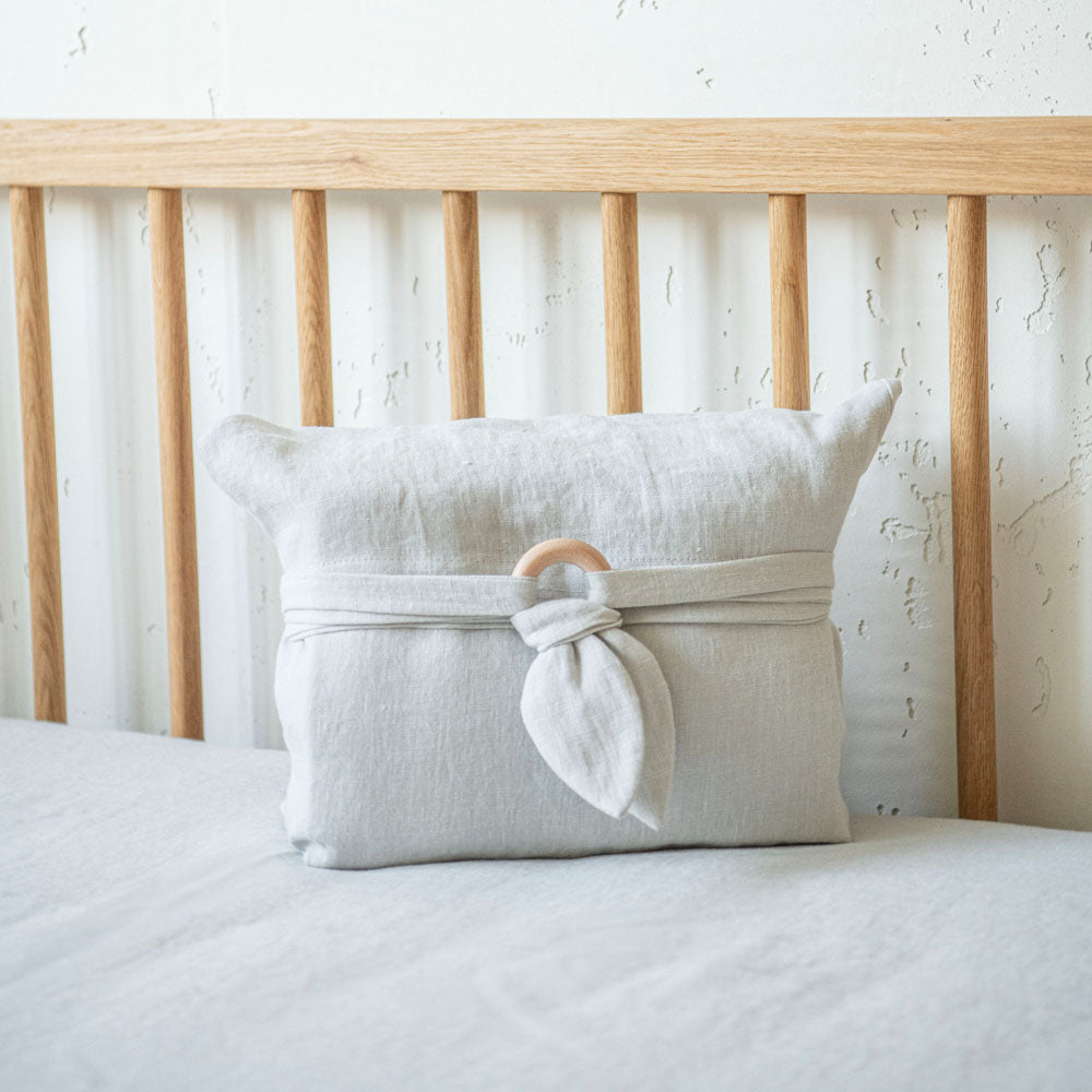 komplet-posteljina-za-krevetac-svetlosiva