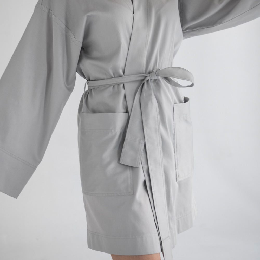 zenski-bademantil-kratak-sivi