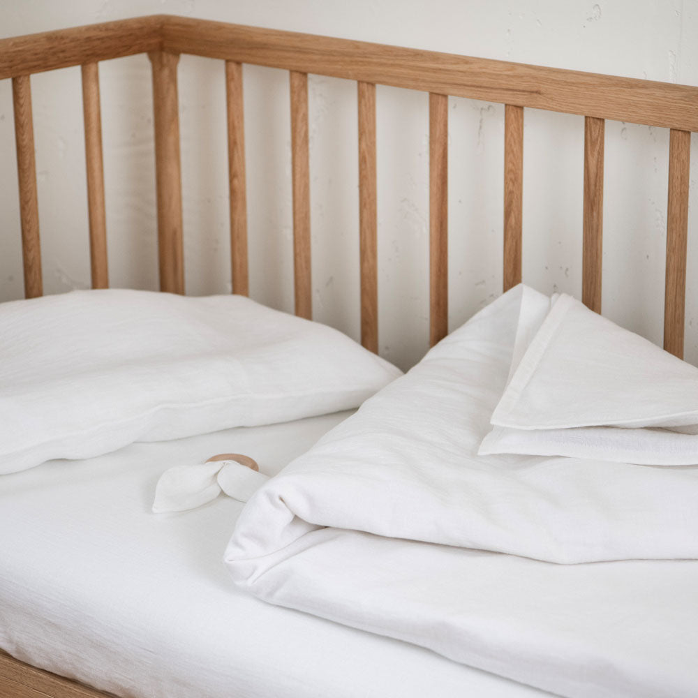 komplet-posteljina-za-krevetac-bela