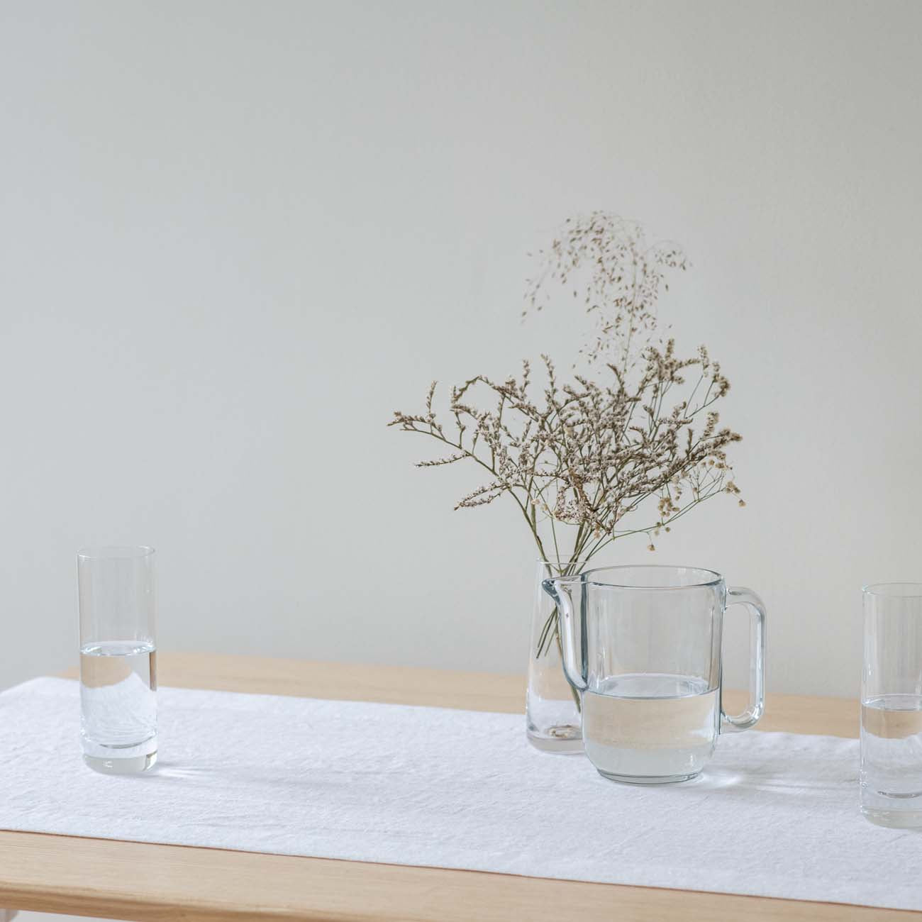 dekorativni-nadstolnjaci-beli