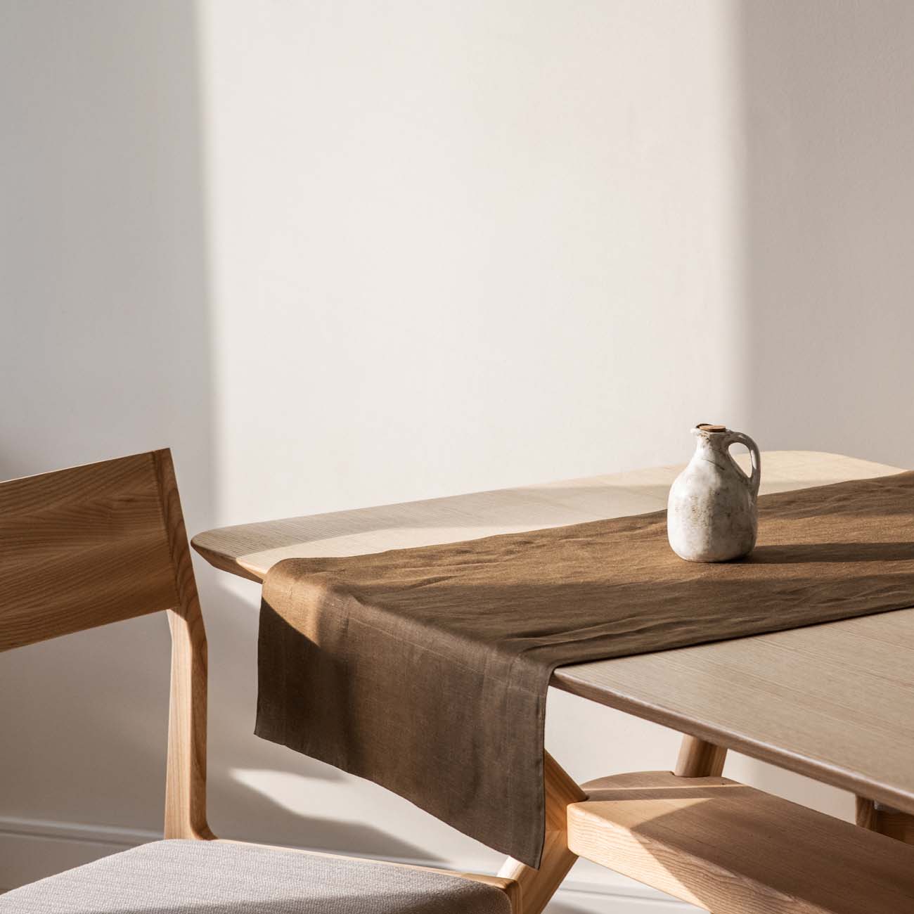 dekorativni-nadstolnjaci-lan-braon