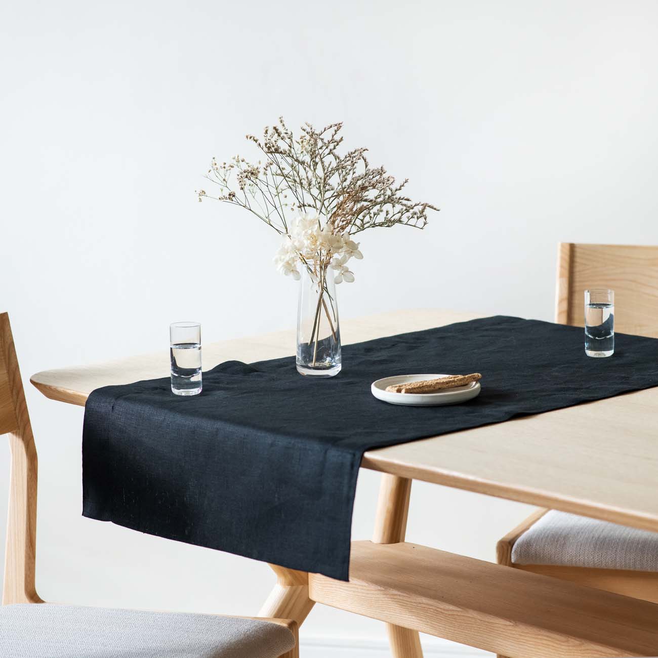 dekorativni-nadstolnjaci-lan-crni