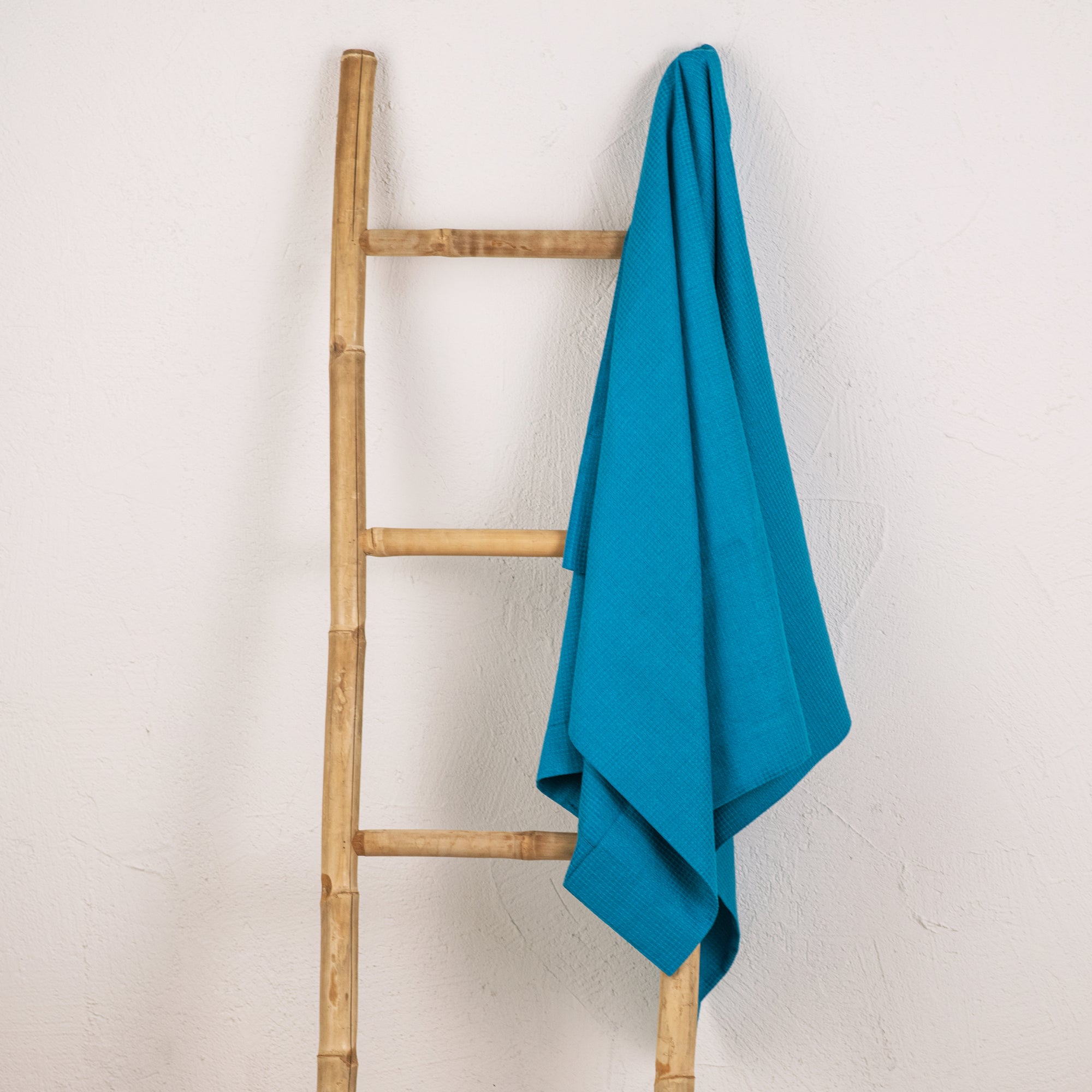 kvalitetni-peskiri-vafl-80x130-plavi