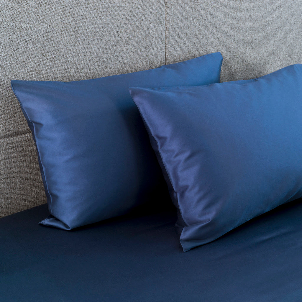 satenska-jastucnica-plava